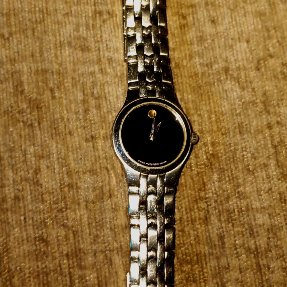 Watch - Picture 4 of 5